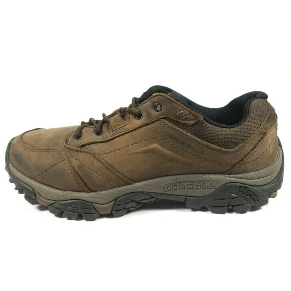moab adventure hiking shoe